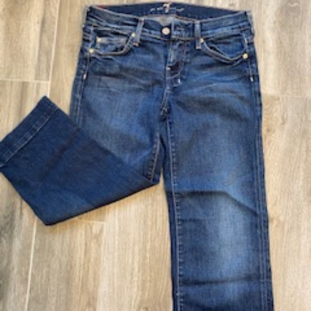 7 for all mankind DOJO mid rise capri size 26